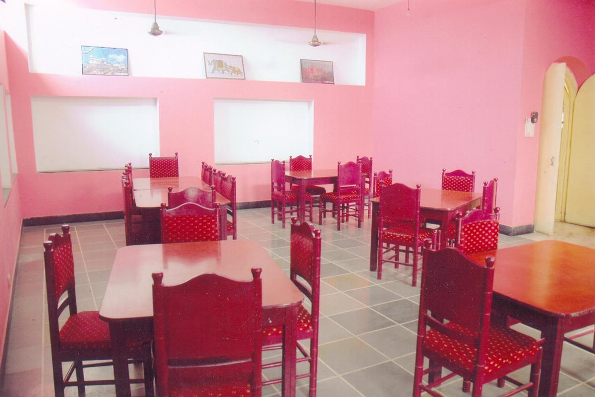 Saheli Palace Udaipur Eksteriør billede